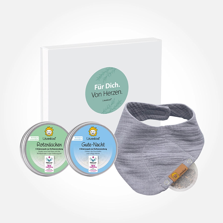 Gift set triangle scarf